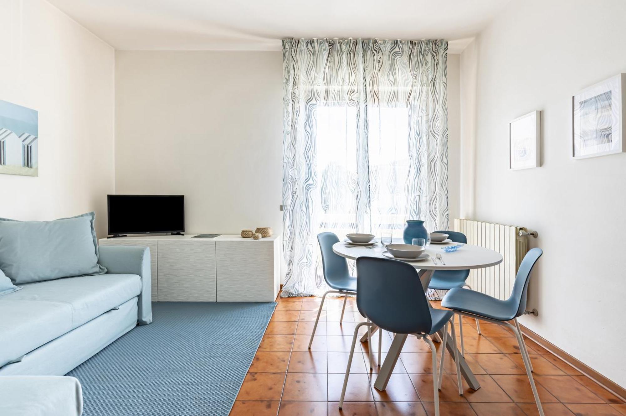Comfy Apartment With Private Parking Near The Beach! Viareggio Esterno foto